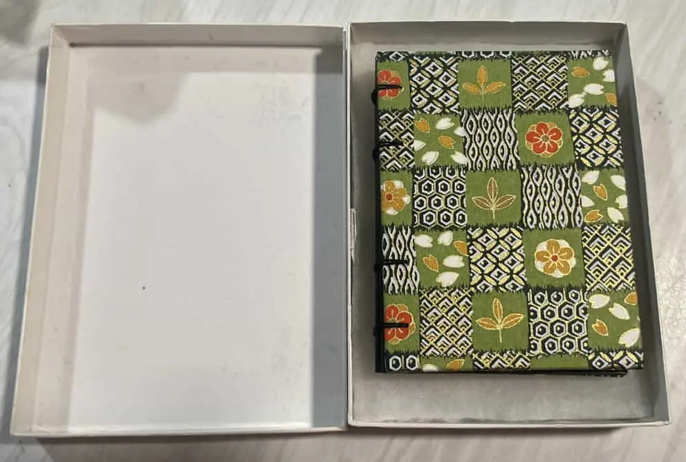Handmade-Small-Booklet-For-Japanese-Coins