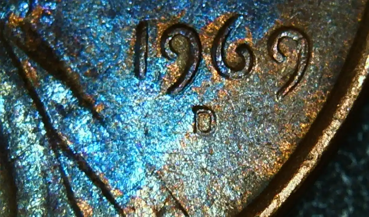 1969-D-Lincoln-Memorial-Penny-Possible-Lamination-Error-Or-PMD?-Obverse