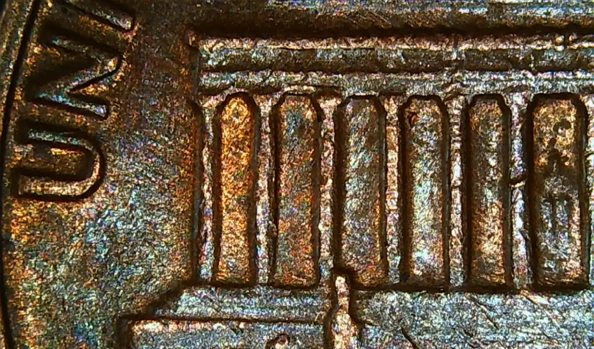 1969-D-Lincoln-Memorial-Penny-Possible-Lamination-Error-Or-PMD?-Obverse