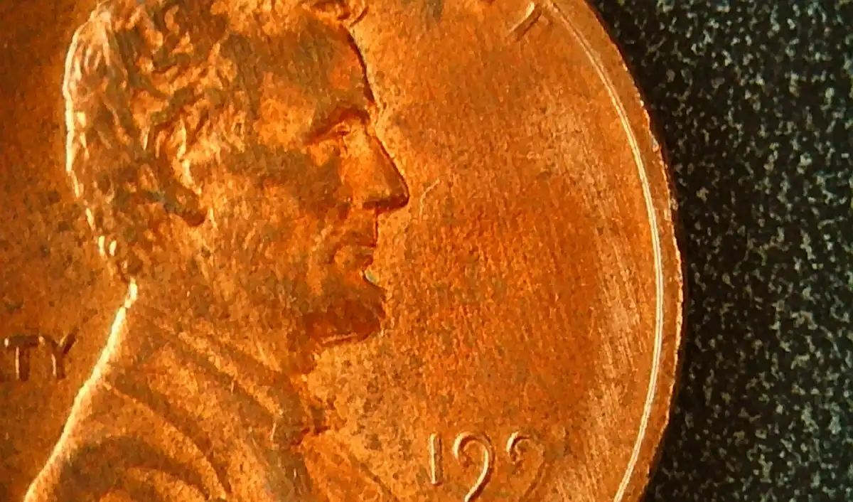 199?-Lincoln-Memorial-Cent-Struck-Through-Grease?