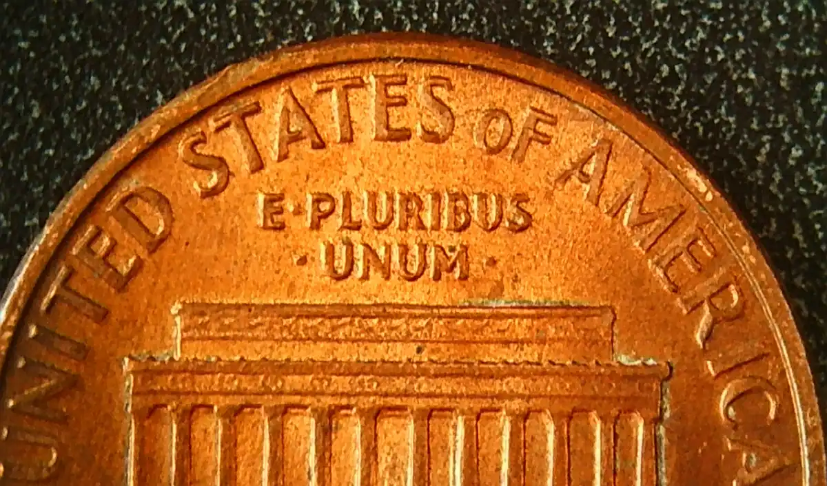 199?-Lincoln-Memorial-Cent-Struck-Through-Grease?