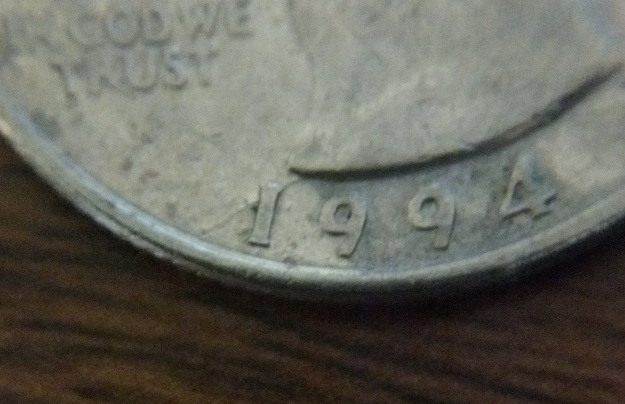 Quarters-With-Die-Cracks-?