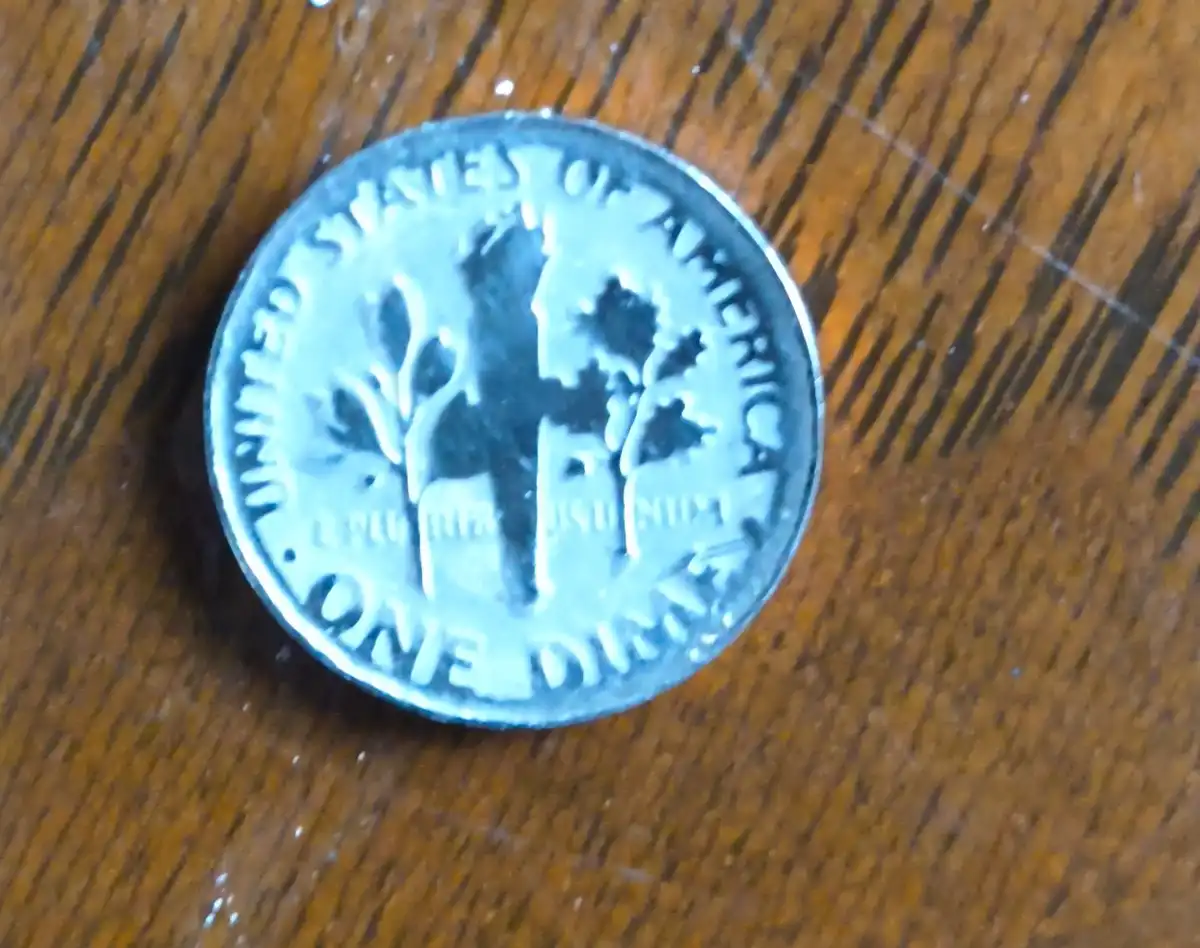 1976-Dime-Possible-Error-Maybe?