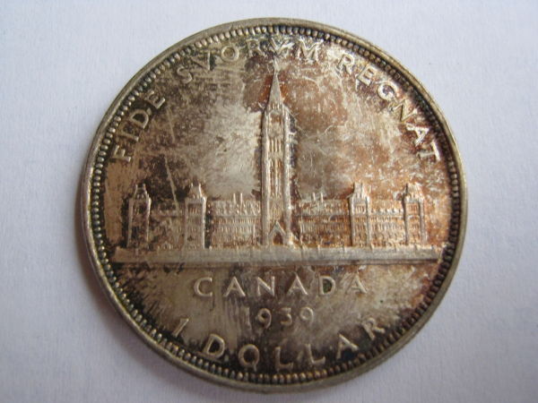 28-Days-Of-Canada-Silver-Dollars-1935-1967