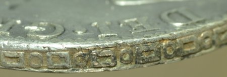 A-New-Type-Portrait-Counterfeit/Forgery