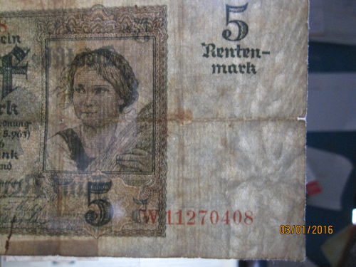 Two-Rentenmark-Notes-With-Different-Watermarks