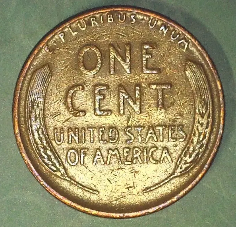 1946-Lincoln-Wheat-Cent---Is-This-An-Error-Or-Man-Made?