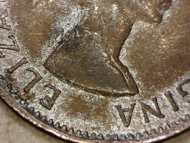 1962-Canadian-Cent-Guitar,-Double-962,-Hang-2-?