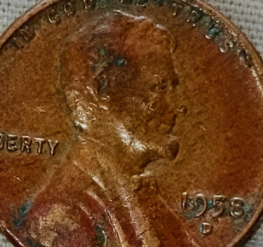 1958-Lincoln-Wheat-Cent-Odd-Looking-Nose-And-Forehead