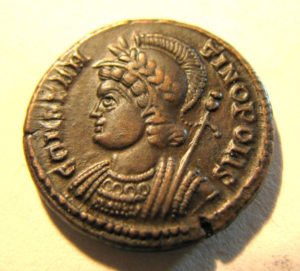 Ptolemey-III-Bronze-Ae42