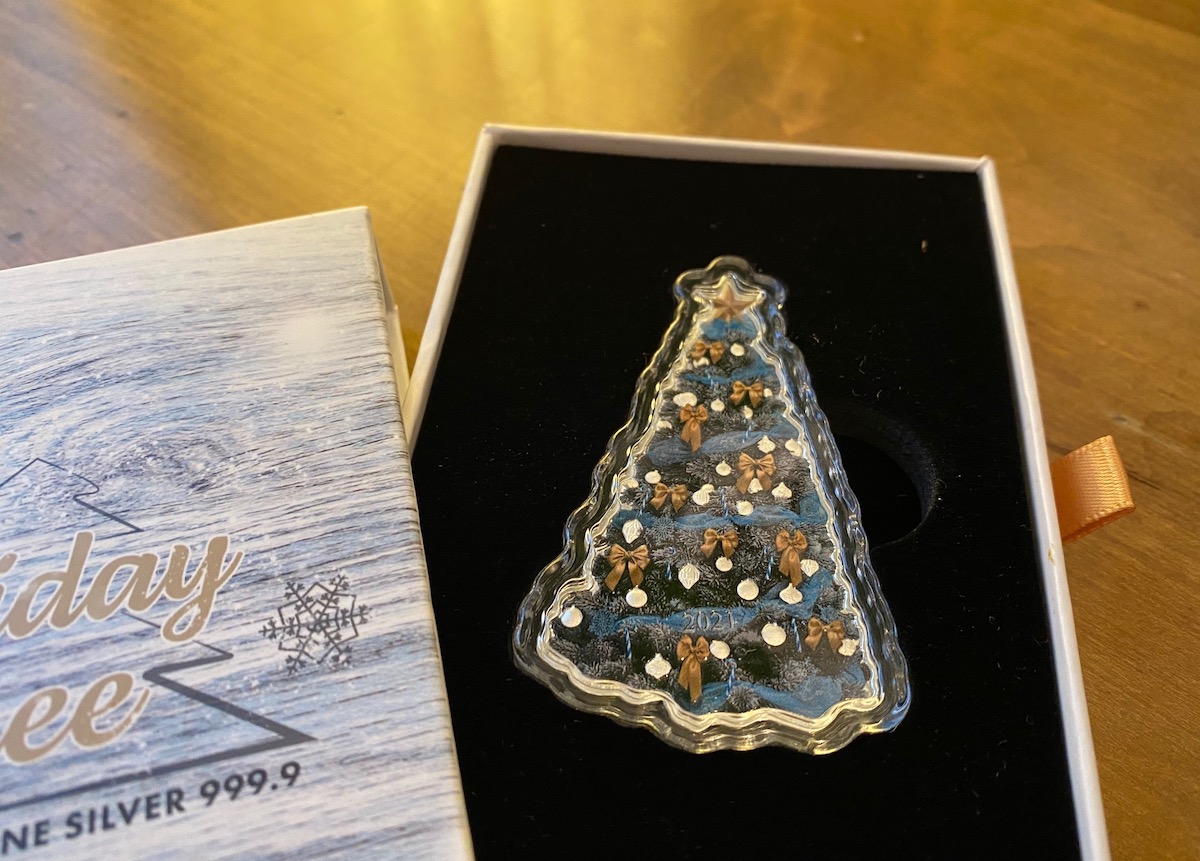 Christmas-&-Holiday-Coins