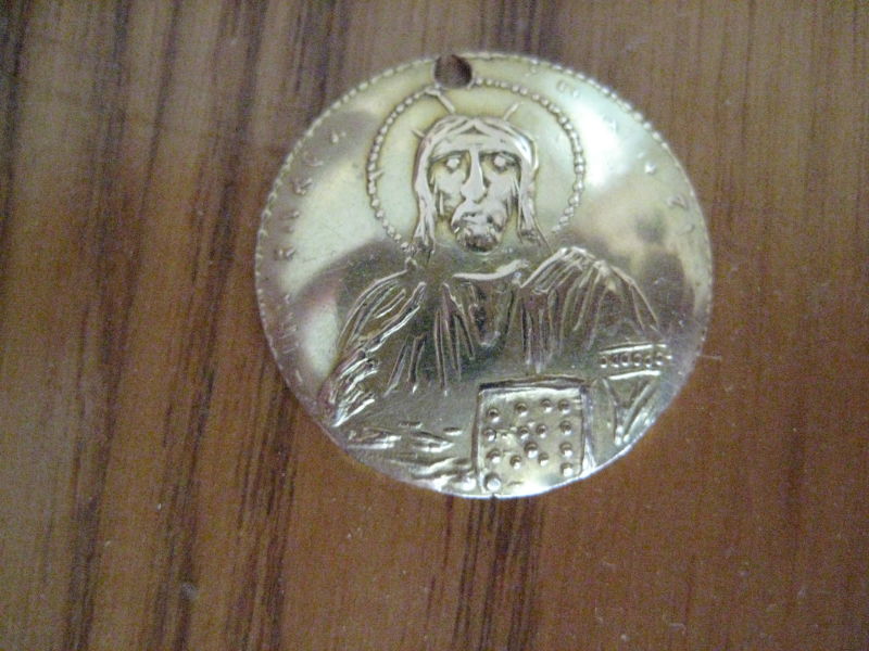 Found-This-In-My-Change-Can-It-Be-Gold-Any-Help-?