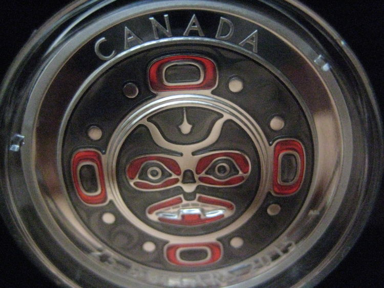 2015-Ultra-High-Relief-3-Coin-Set-Singing-Moon-Mask