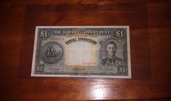 Bahamas-Currency