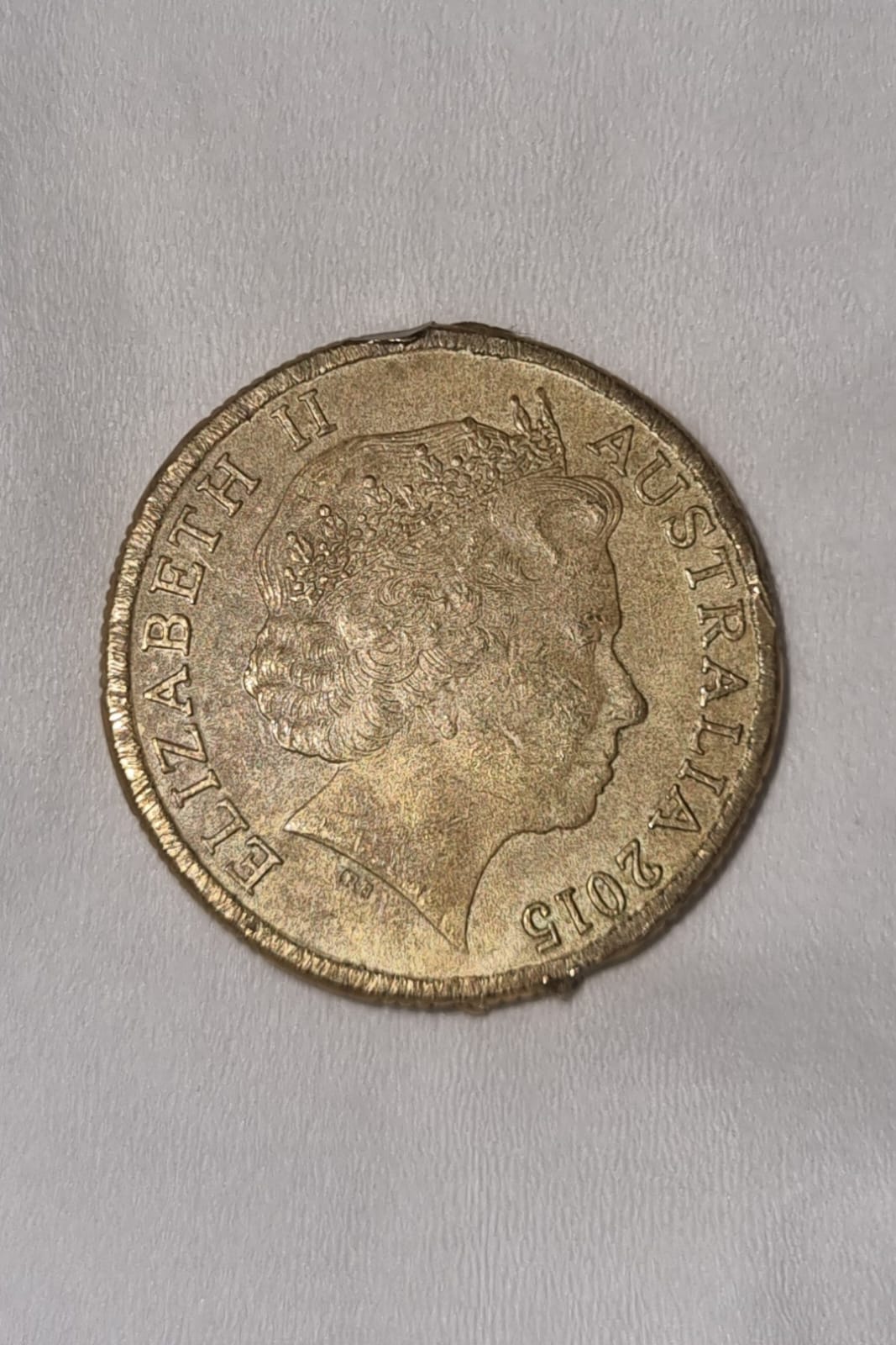 Is-This-An-Error-Or-Damaged-$1-Australian-Coin?