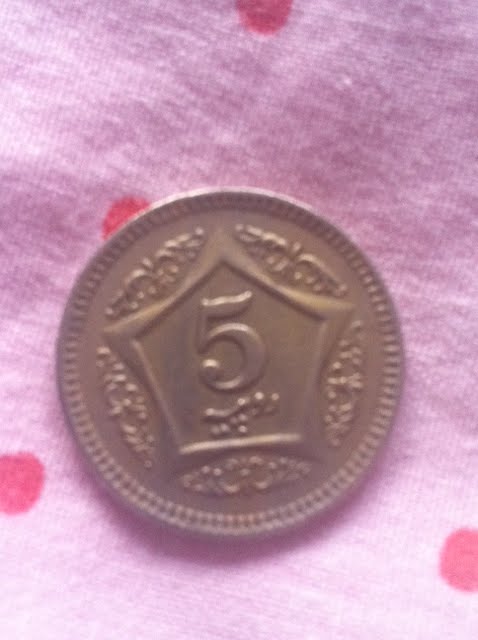 Found-Coin-|-Pakistan-5-Rupees-2004