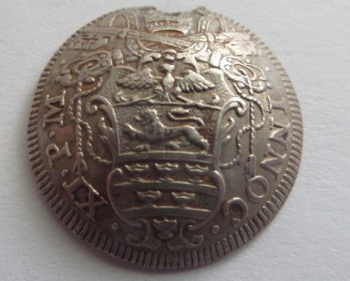 Can-Anyone-Help:-Innocenzo-Xi-Vatican?-Fake-Or?